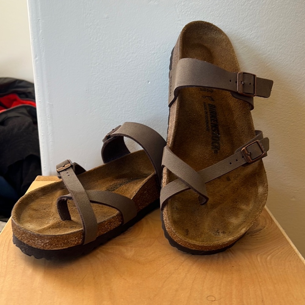 Birkenstock Mayari sandals